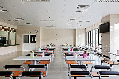 Epic喜加一：《兽人必须死！3》《喵咪斗恶龙2》免费